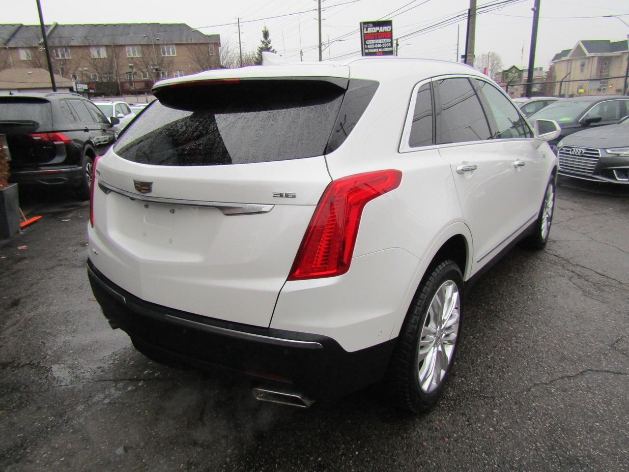 2019 Cadillac XT5 Premium Luxury, AWD, Navi, Pano, Leather, Camera, *Certified* Photo
