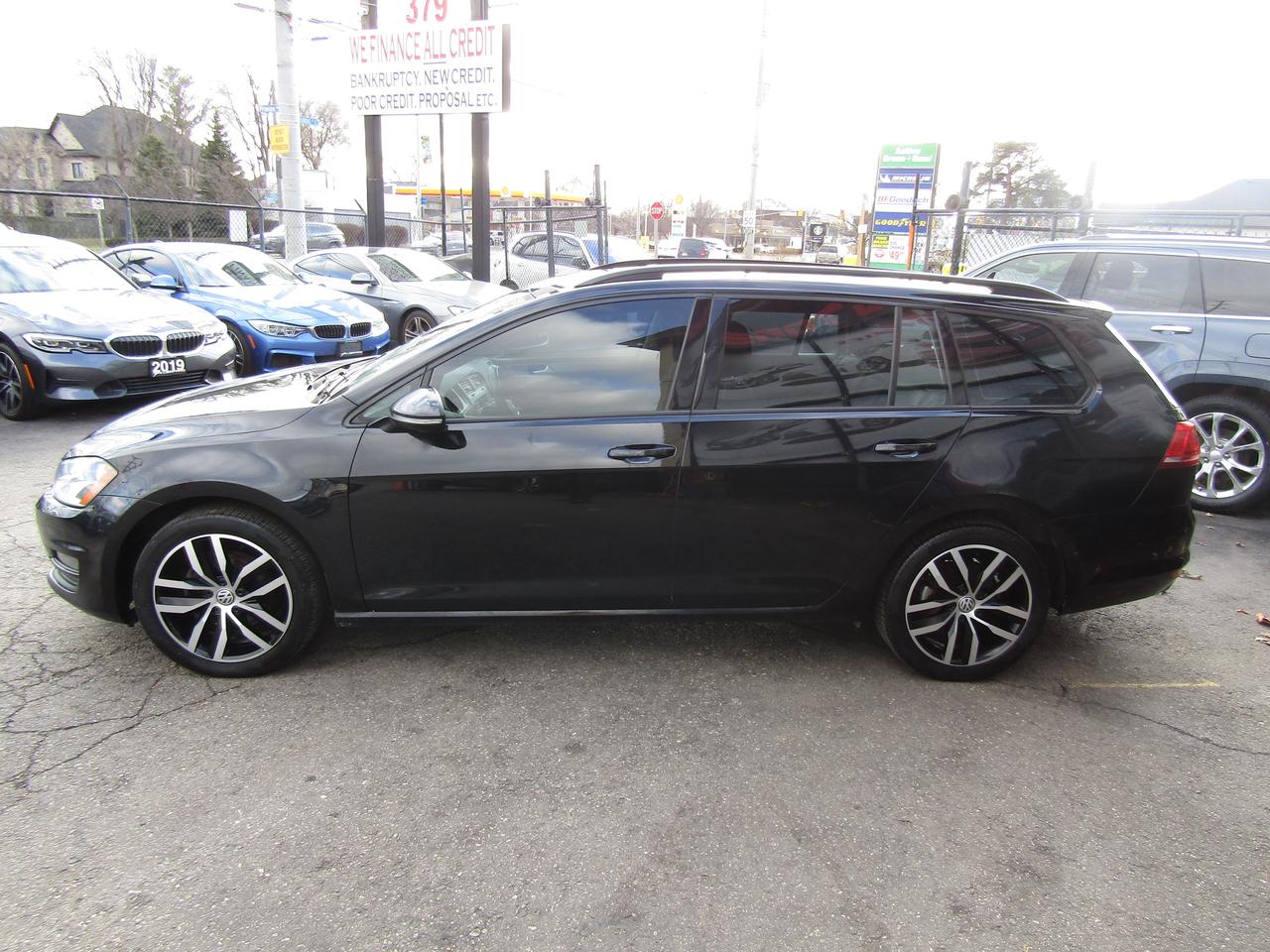 2016 Volkswagen Jetta SportWagen Highline,Blind Spots, Navi,Bluetooth,Cruise Ctrl*Certified* Photo3
