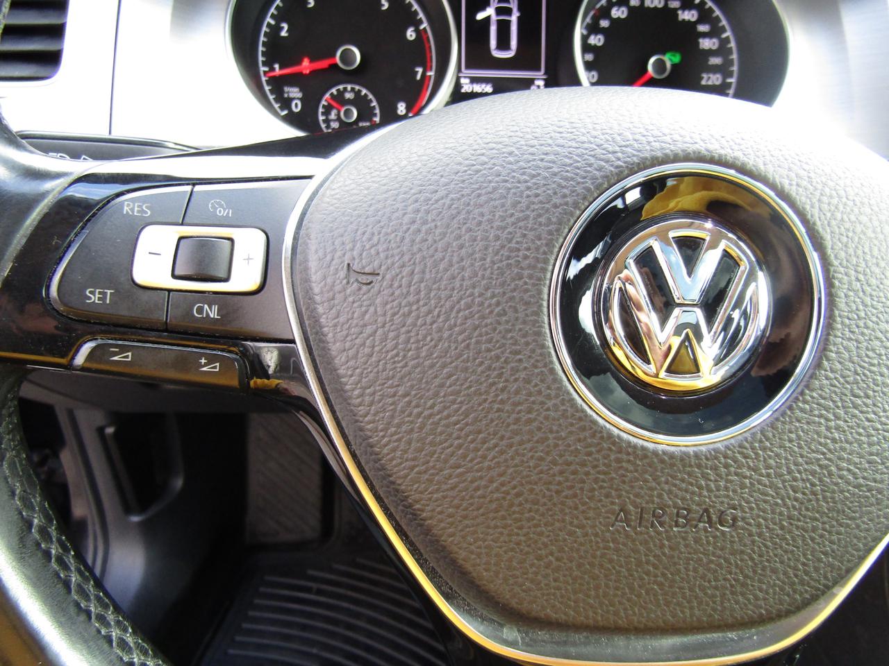 2016 Volkswagen Jetta SportWagen Highline,Blind Spots, Navi,Bluetooth,Cruise Ctrl*Certified* Photo