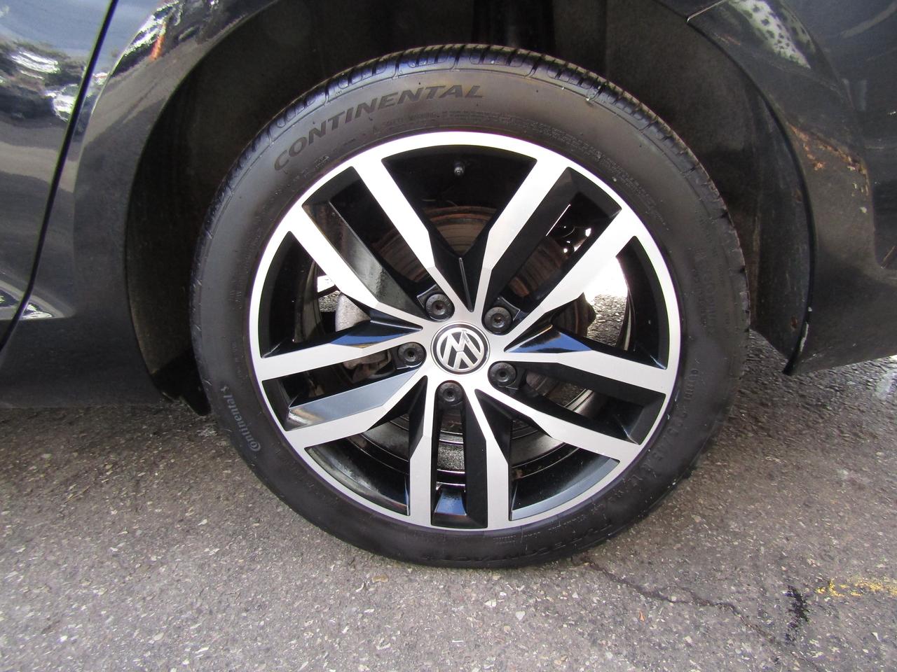 2016 Volkswagen Jetta SportWagen Highline,Blind Spots, Navi,Bluetooth,Cruise Ctrl*Certified* Photo