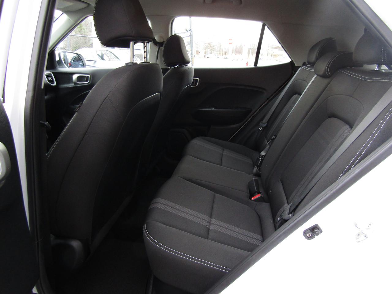 2022 Hyundai Venue SEL, Camera, Blind spot, Line Assist, Alloy, *Certified* Photo