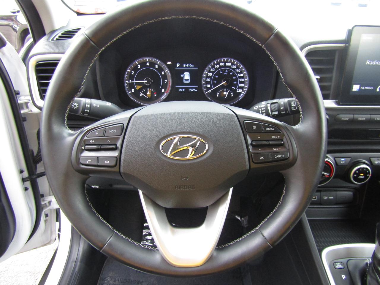 2022 Hyundai Venue SEL, Camera, Blind spot, Line Assist, Alloy, *Certified* Photo