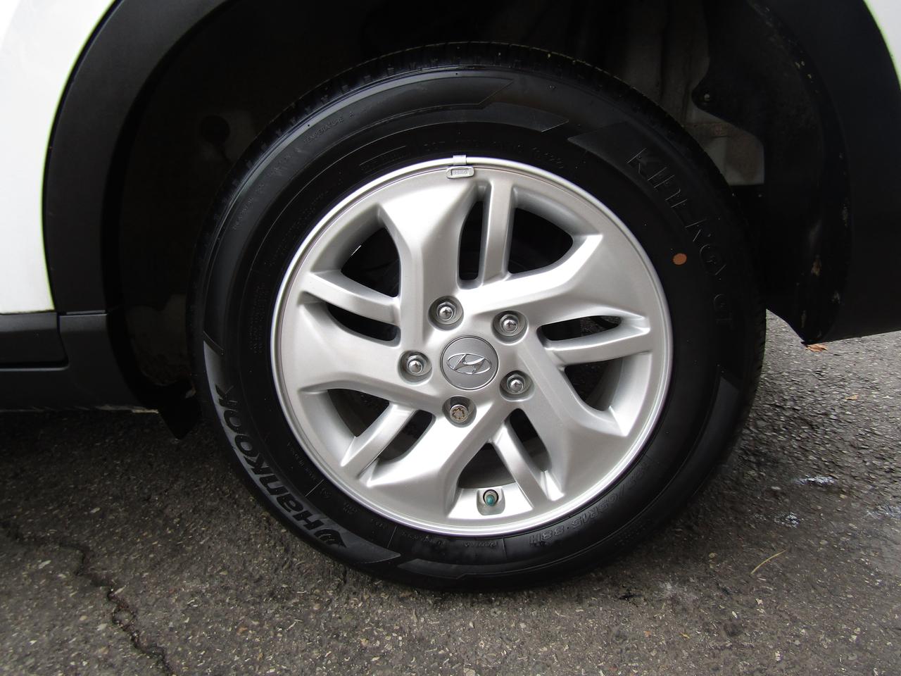 2022 Hyundai Venue SEL, Camera, Blind spot, Line Assist, Alloy, *Certified* Photo