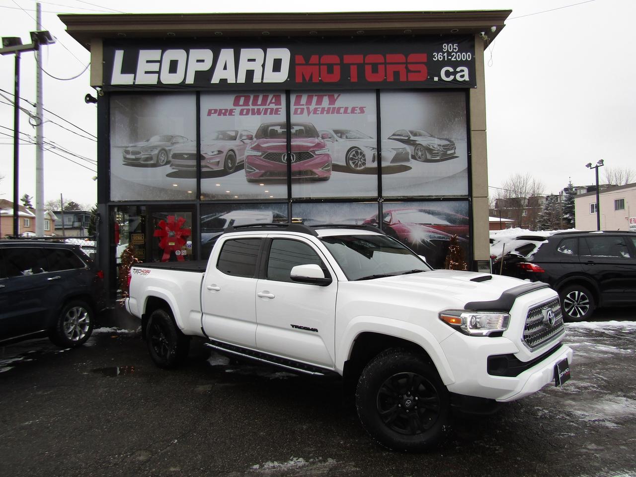 2017 Toyota Tacoma TRD, 4X4, Navi, Camera, Cruise Ctrl, Bluetooth **Certified** Photo0