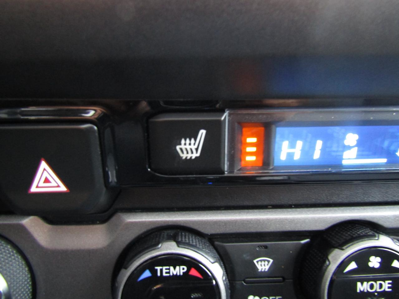 2017 Toyota Tacoma TRD, 4X4, Navi, Camera, Cruise Ctrl, Bluetooth **Certified** Photo