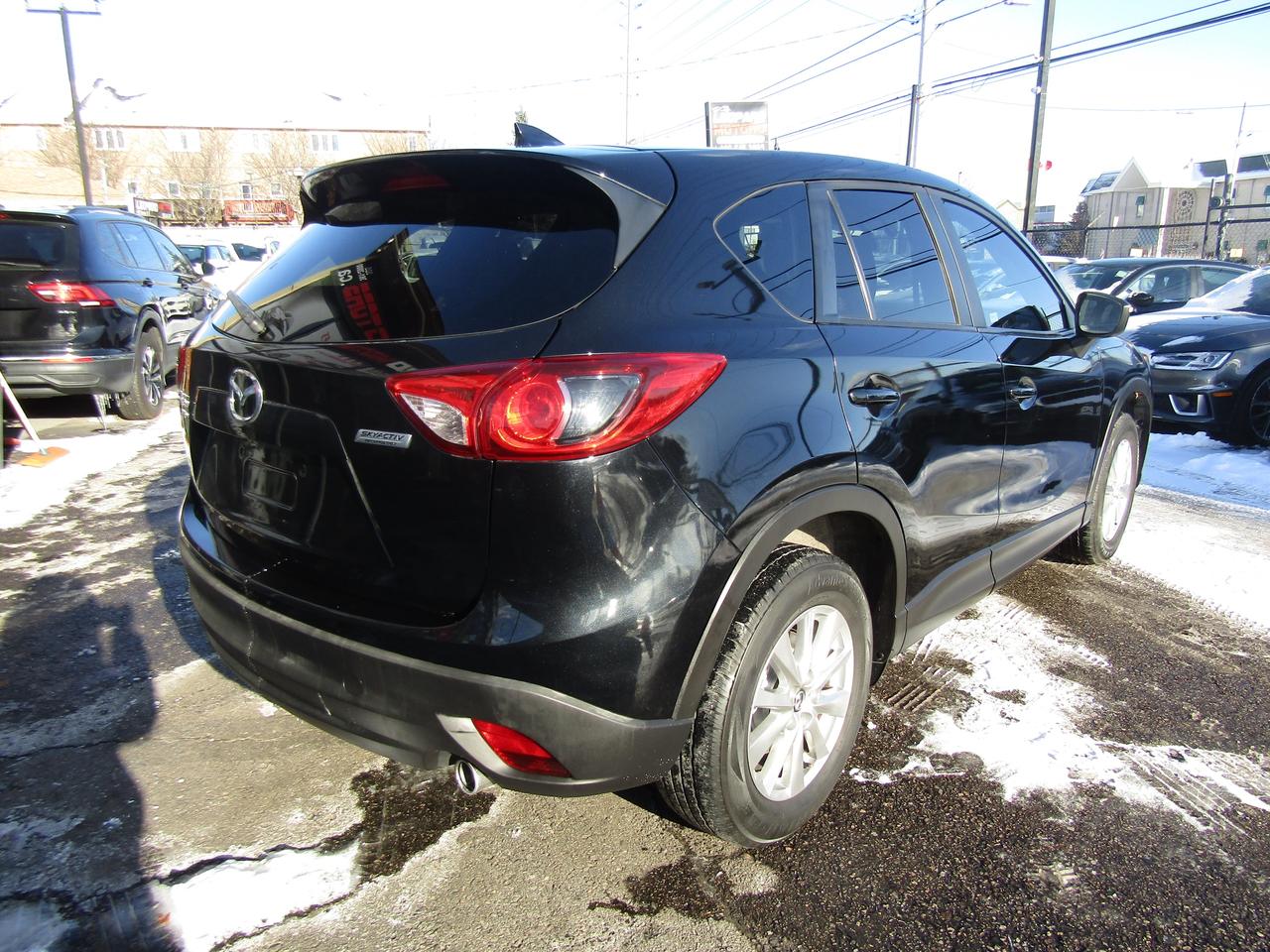 2016 Mazda CX-5 Touring, Navi, Sunroof, Camera, Blind Spot, Bluetooth, *Certified* Photo