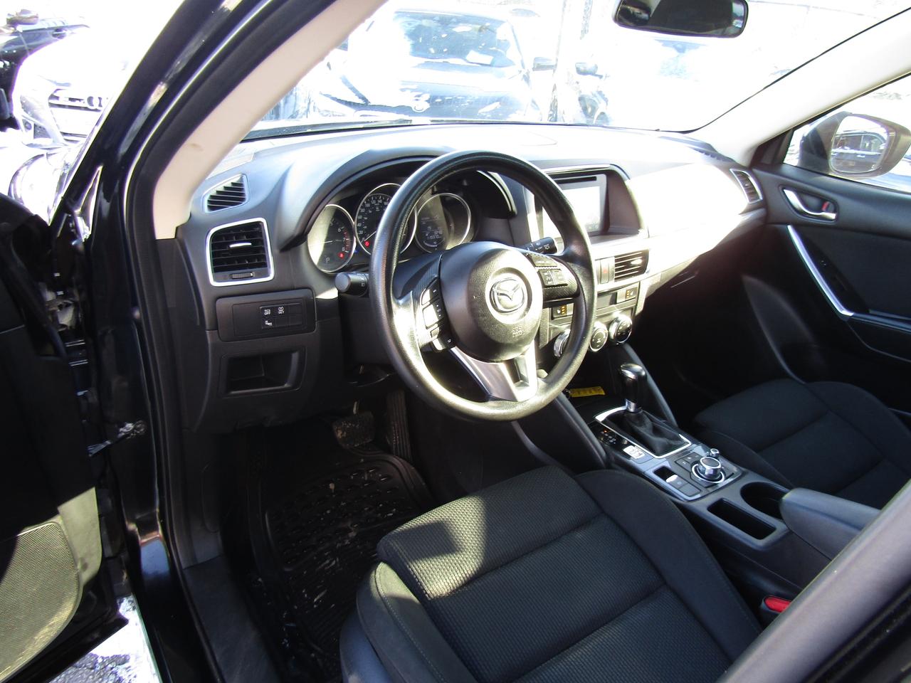 2016 Mazda CX-5 Touring, Navi, Sunroof, Camera, Blind Spot, Bluetooth, *Certified* Photo