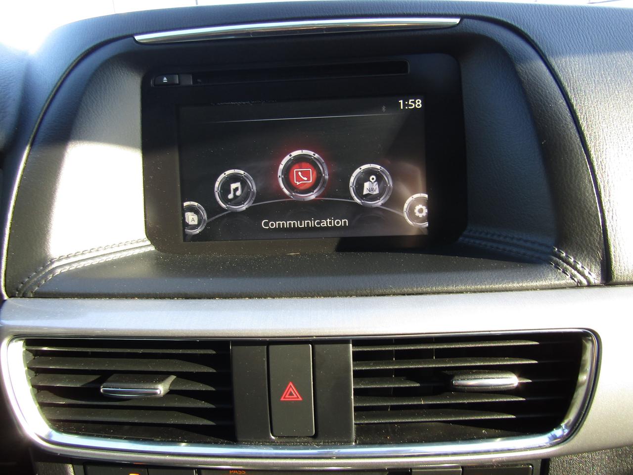 2016 Mazda CX-5 Touring, Navi, Sunroof, Camera, Blind Spot, Bluetooth, *Certified* Photo