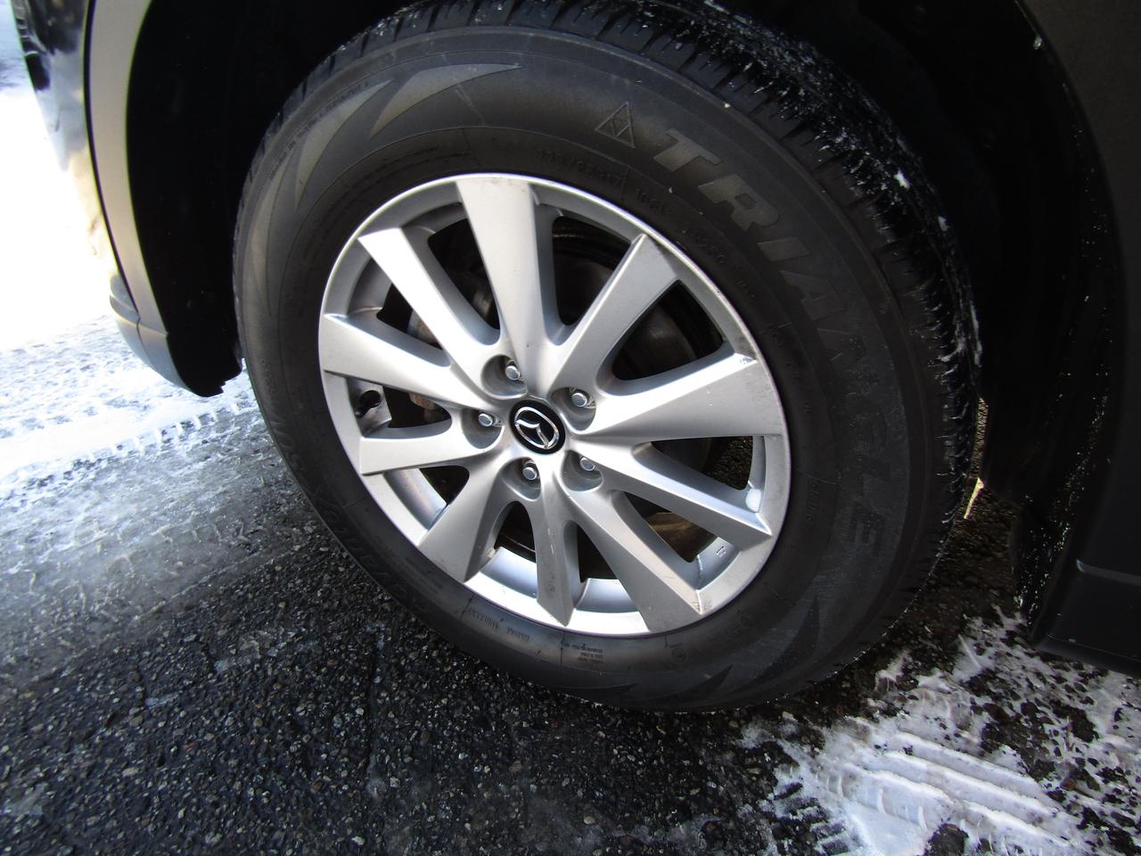 2016 Mazda CX-5 Touring, Navi, Sunroof, Camera, Blind Spot, Bluetooth, *Certified* Photo