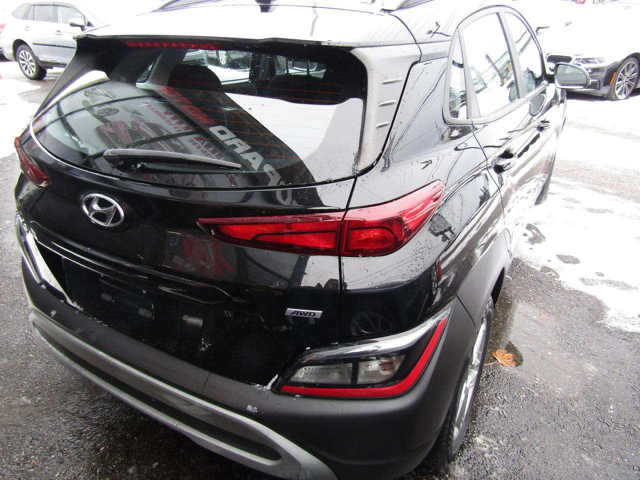 2022 Hyundai KONA SE, AWD, Lane Assist, Camera, Bluetooth, Alloy, *Certified* Photo