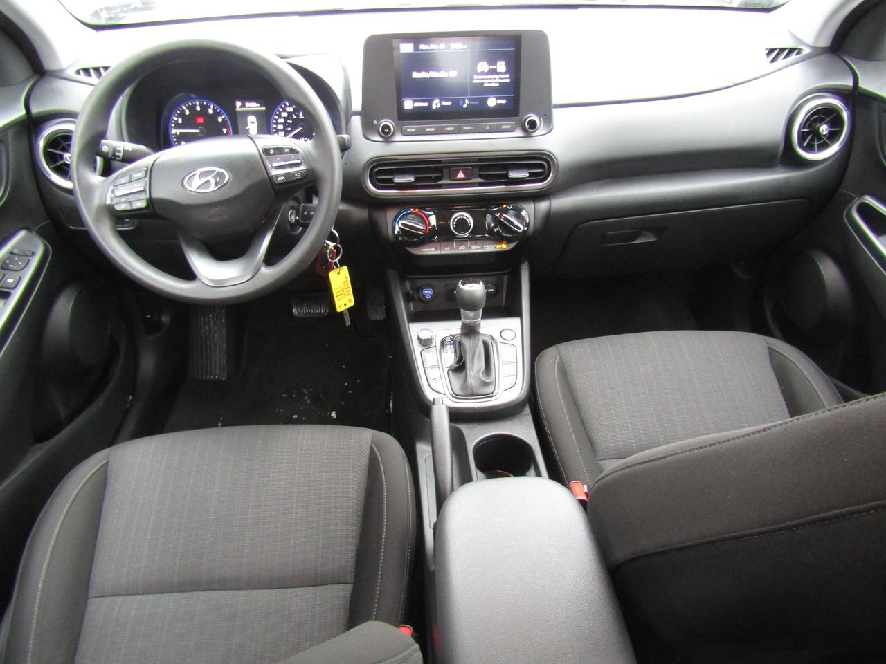 2022 Hyundai KONA SE, AWD, Lane Assist, Camera, Bluetooth, Alloy, *Certified* Photo