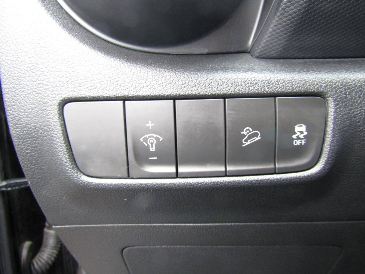 2022 Hyundai KONA SE, AWD, Lane Assist, Camera, Bluetooth, Alloy, *Certified* Photo