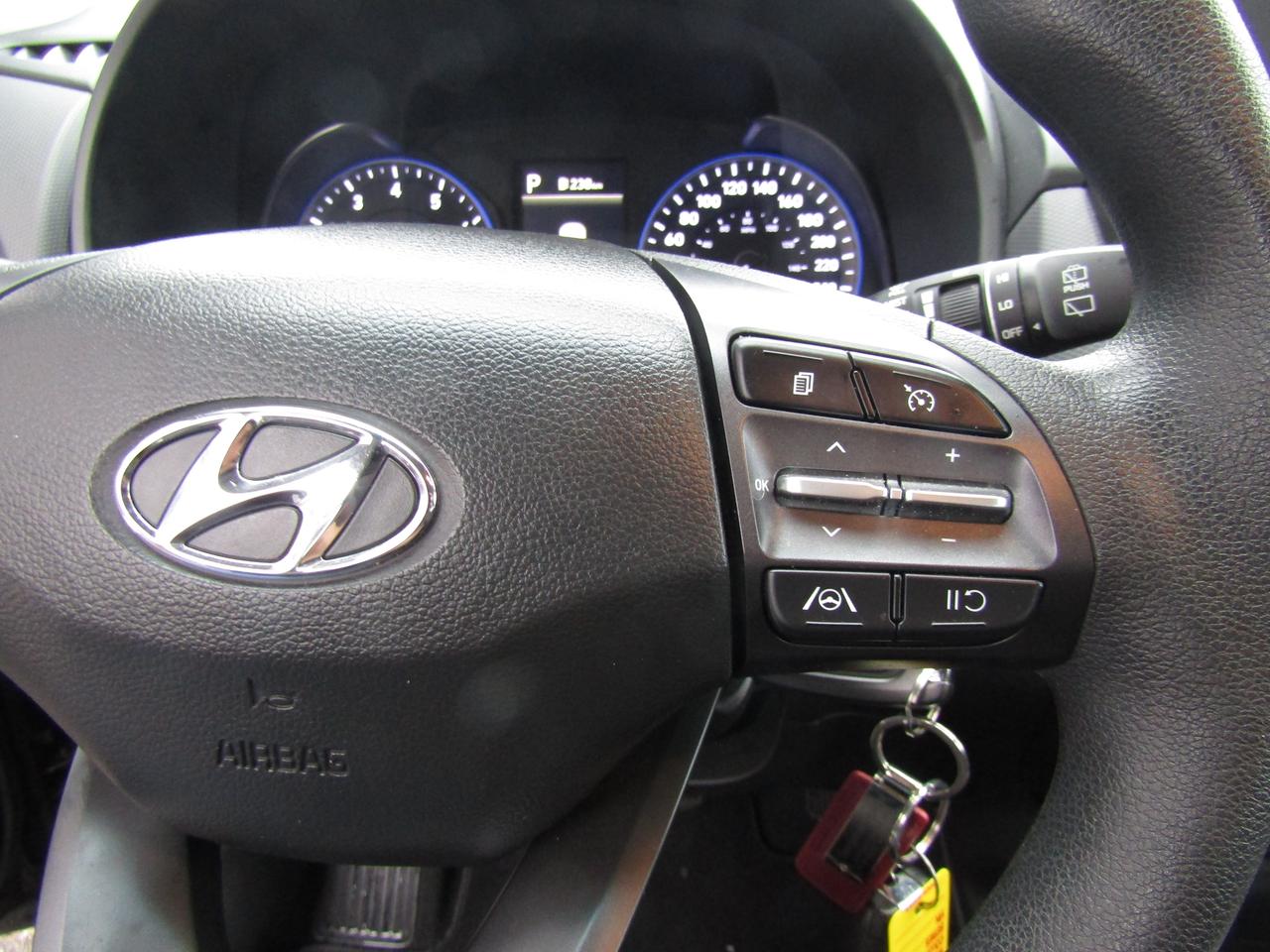 2022 Hyundai KONA SE, AWD, Lane Assist, Camera, Bluetooth, Alloy, *Certified* Photo