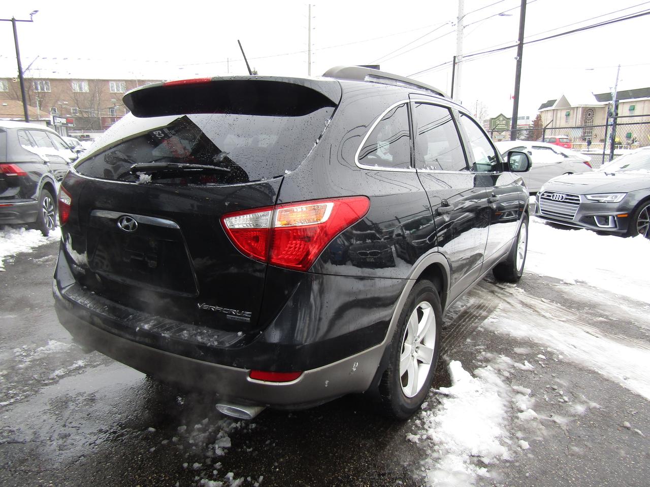 2009 Hyundai Veracruz GLS, 7 Pass, Awd, Sunroof, Leather, Alloy, *AS IS* Photo