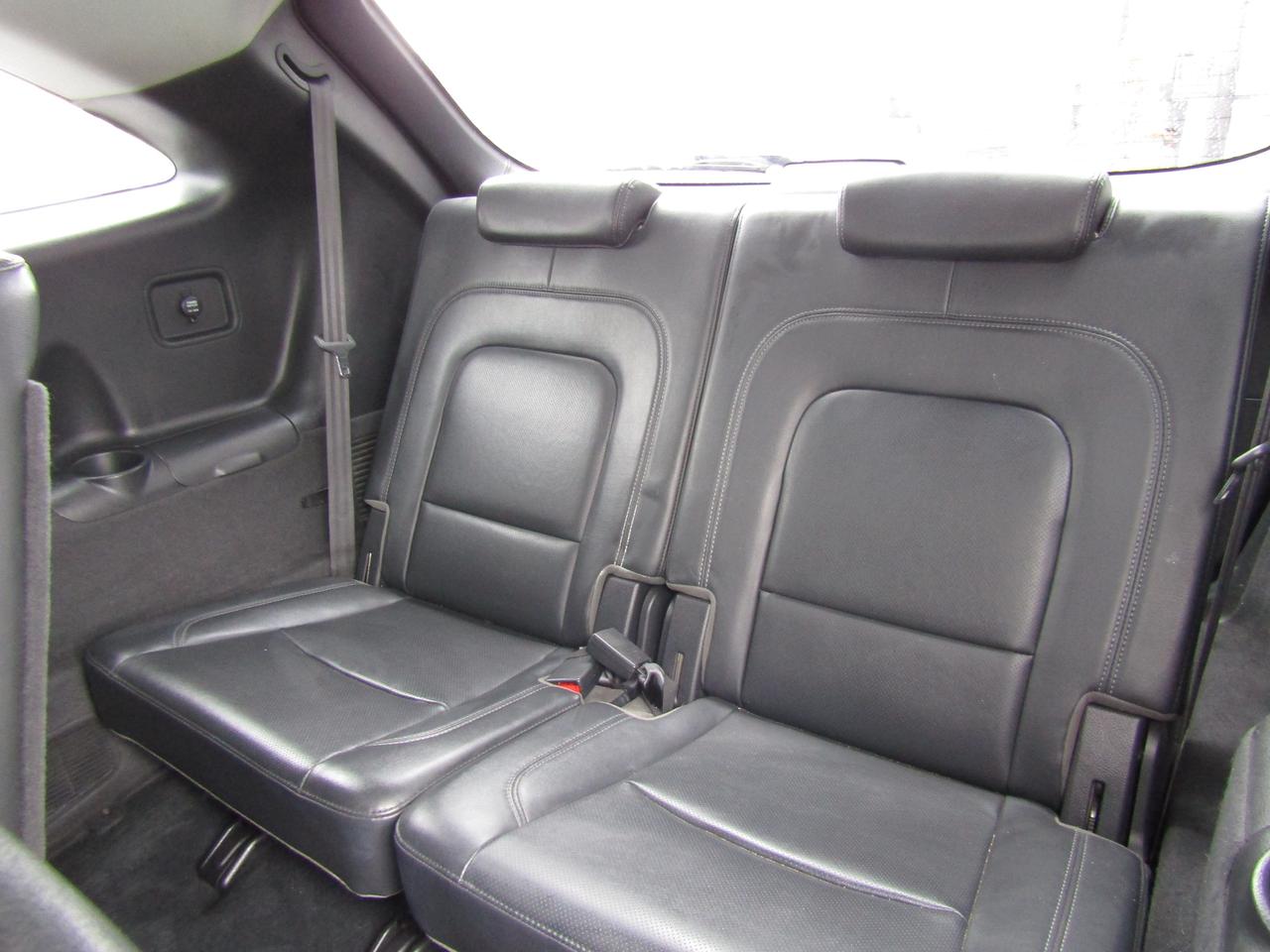 2009 Hyundai Veracruz GLS, 7 Pass, Awd, Sunroof, Leather, Alloy, *AS IS* Photo