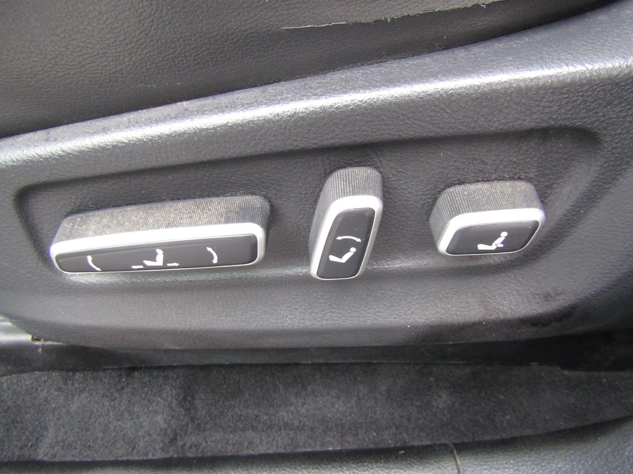 2009 Hyundai Veracruz GLS, 7 Pass, Awd, Sunroof, Leather, Alloy, *AS IS* Photo