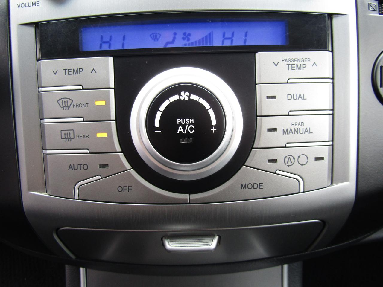 2009 Hyundai Veracruz GLS, 7 Pass, Awd, Sunroof, Leather, Alloy, *AS IS* Photo