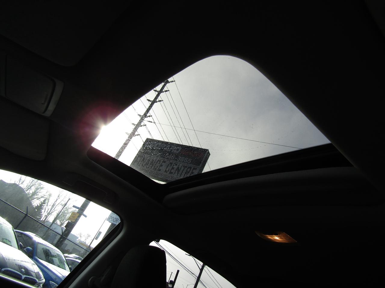 2016 Honda CR-V EX, AWD, Sunroof, Camera, Bluetooth, Alloy, *Certified* Photo