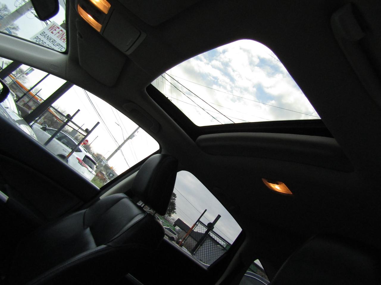 2016 Honda CR-V EX-L, AWD, Sunroof, Leather, Camera, Bluetooth, *Certified* Photo