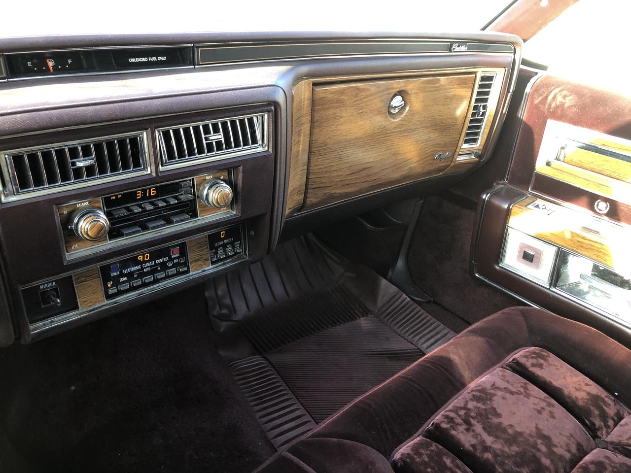 1981 Cadillac Fleetwood Brougham Fleetwood Brougham 6.4 Photo