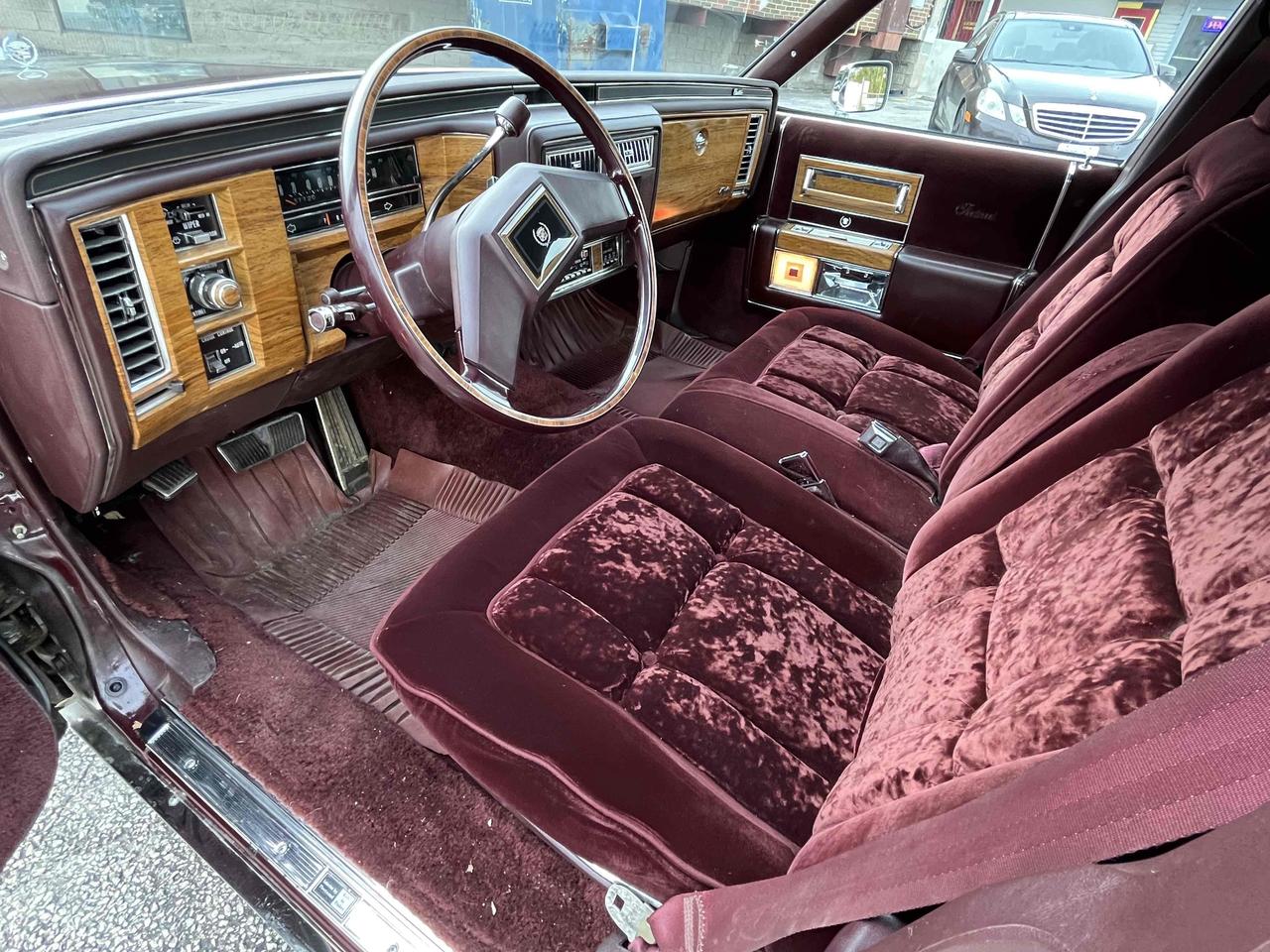 1981 Cadillac Fleetwood Brougham Fleetwood Brougham 6.4 Photo
