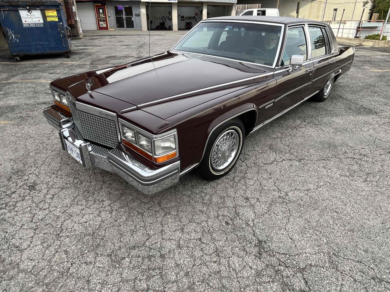 1981 Cadillac Fleetwood Brougham Fleetwood Brougham 6.4 Photo