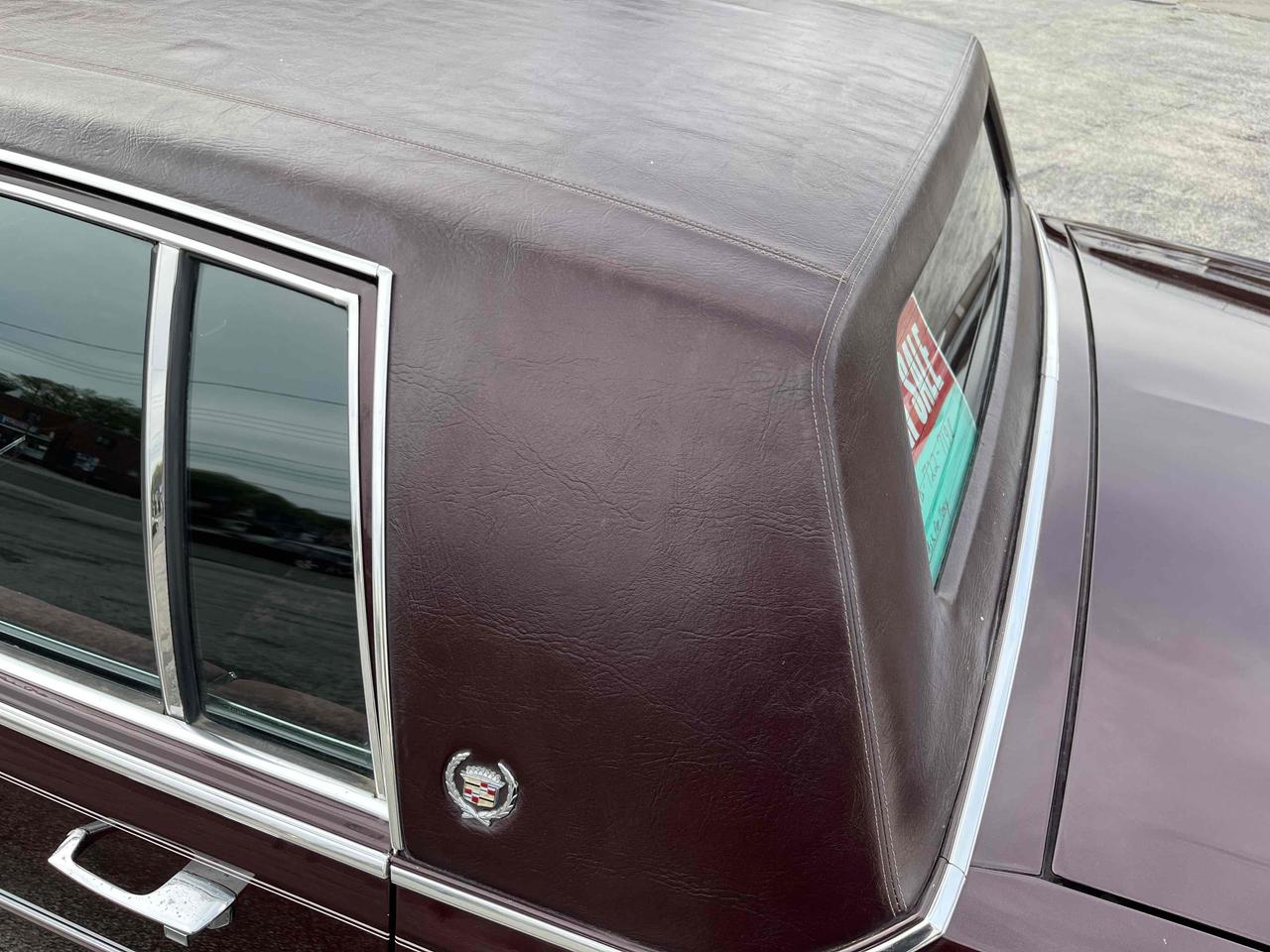 1981 Cadillac Fleetwood Brougham Fleetwood Brougham 6.4 Photo