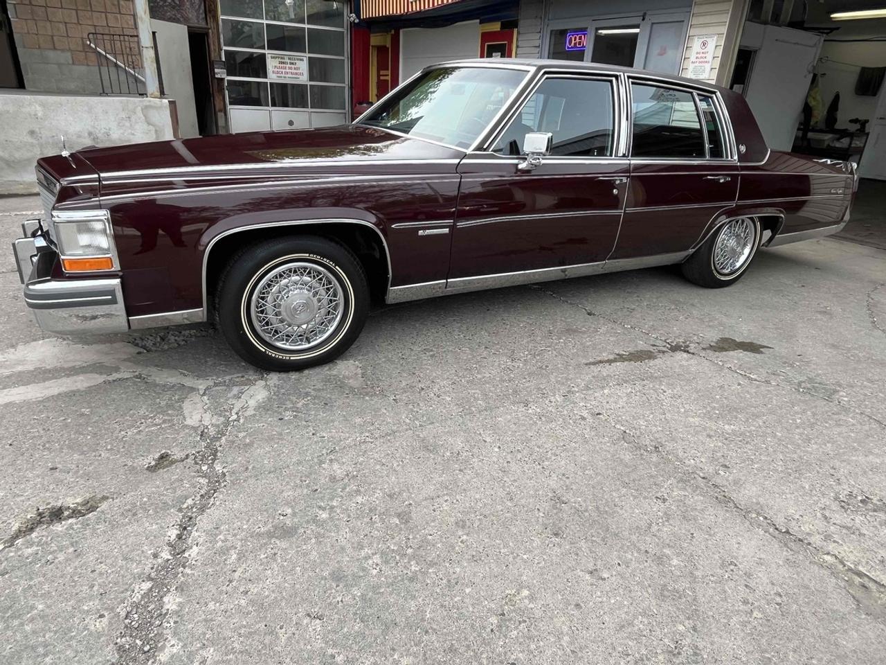 1981 Cadillac Fleetwood Brougham Fleetwood Brougham 6.4 Photo