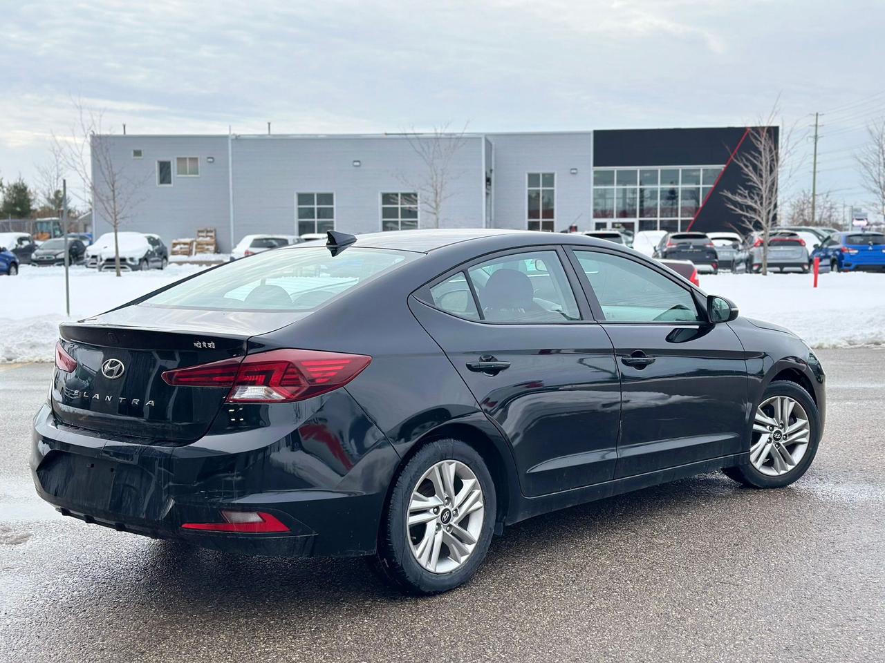 2020 Hyundai Elantra Limited Photo