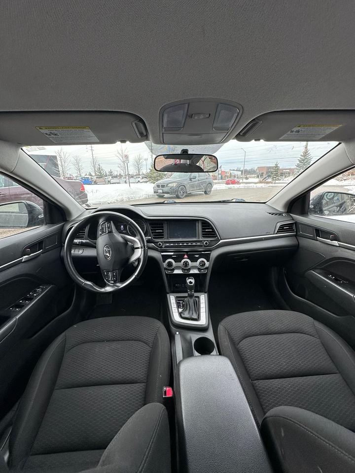 2020 Hyundai Elantra Limited Photo