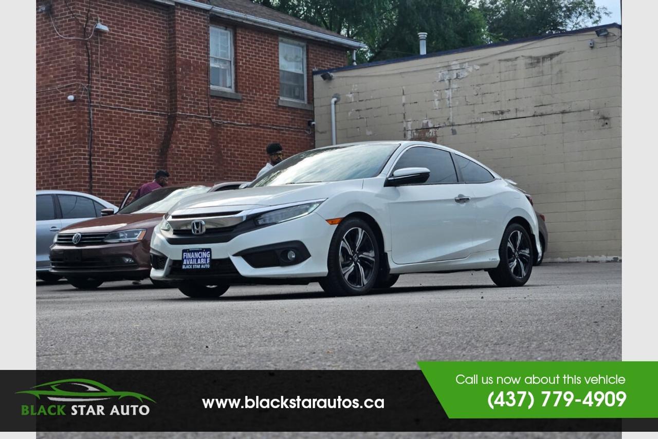 2017 Honda Civic Touring Photo