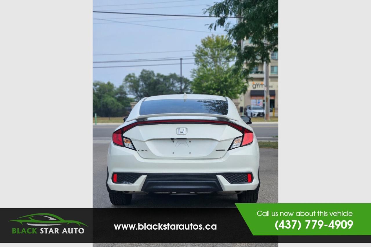 2017 Honda Civic Touring Photo