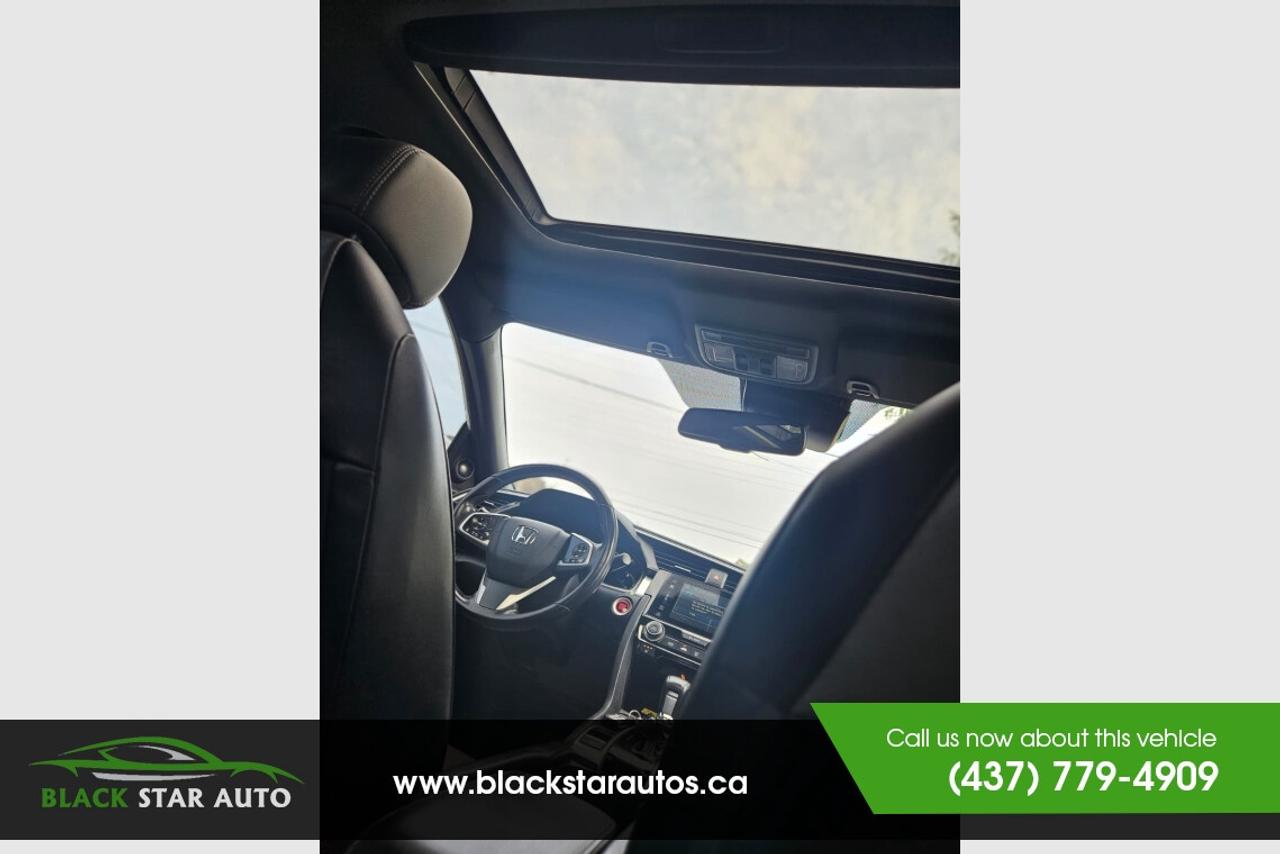 2017 Honda Civic Touring Photo