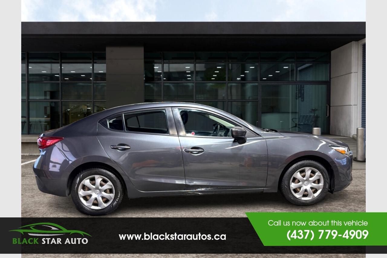 2017 Mazda MAZDA3 I Sport Photo