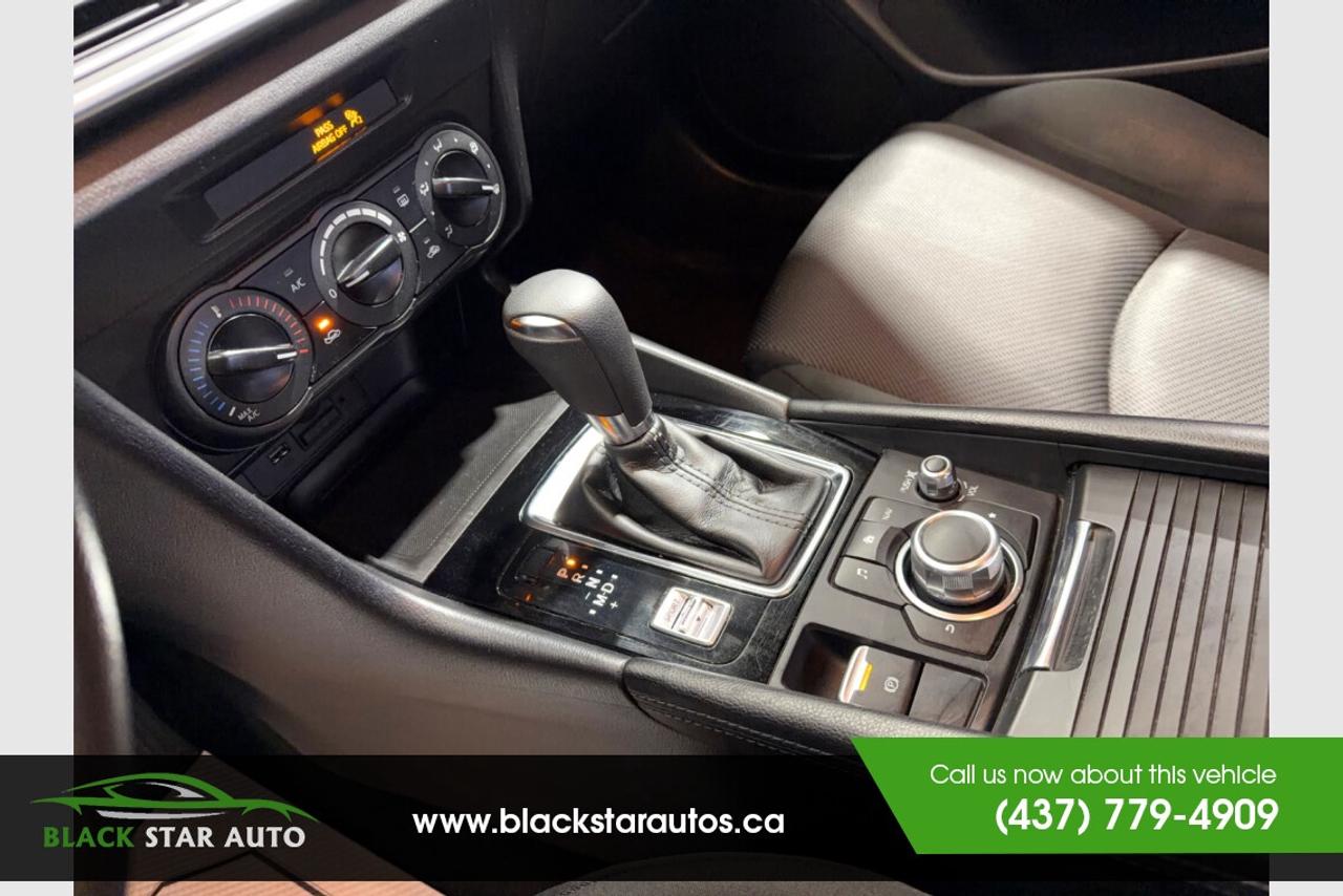 2017 Mazda MAZDA3 I Sport Photo