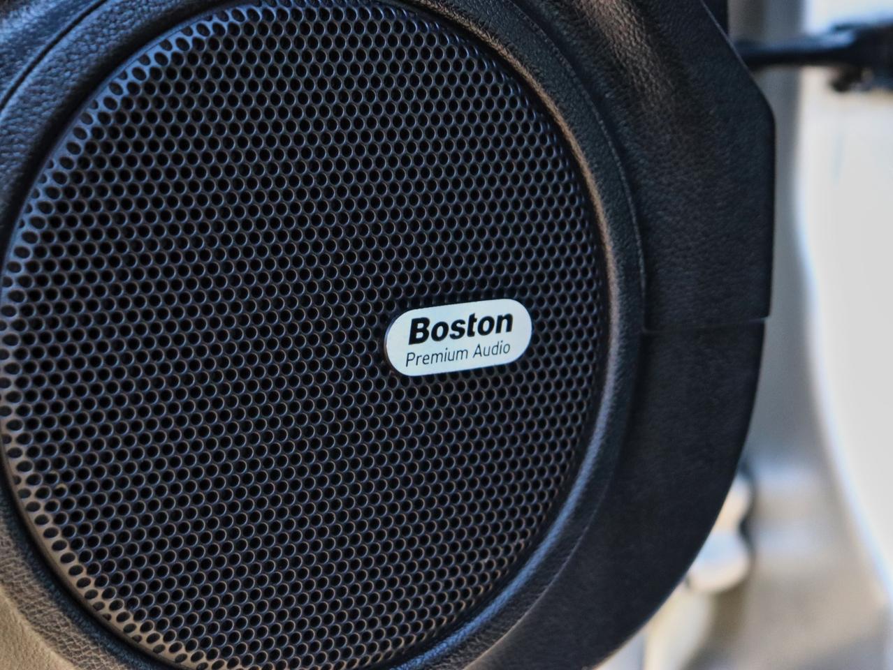 2013 Chevrolet Camaro Convertible 2LT Photo