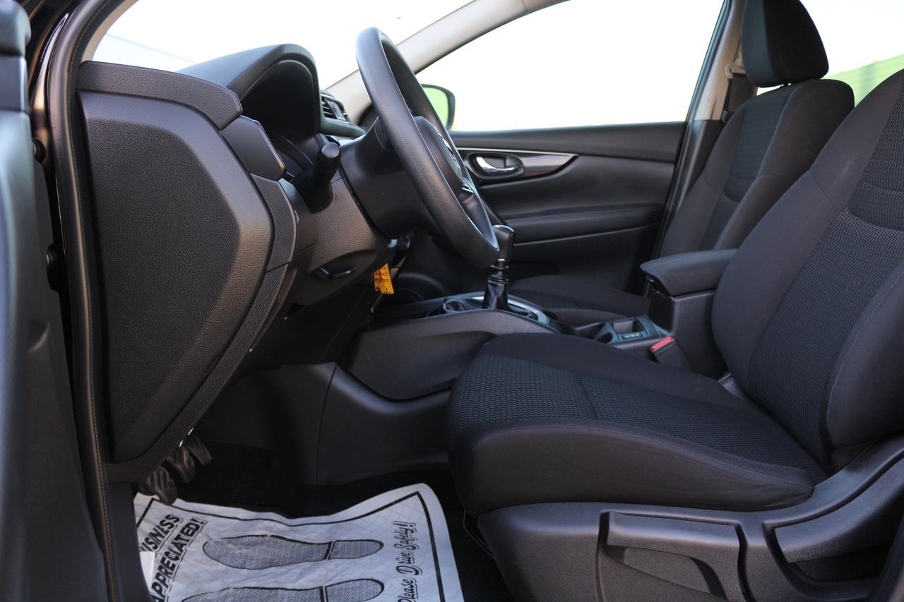 2019 Nissan Qashqai S Photo