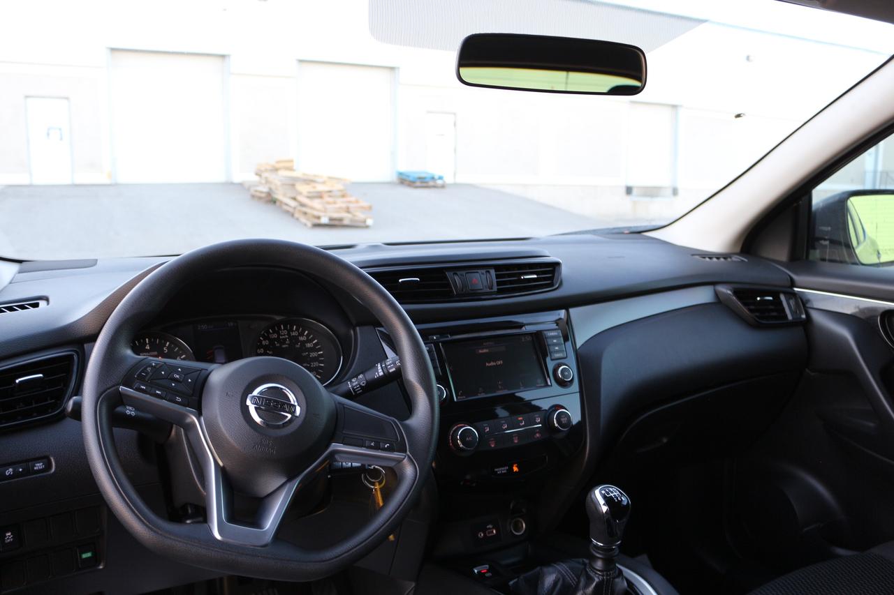 2019 Nissan Qashqai S Photo