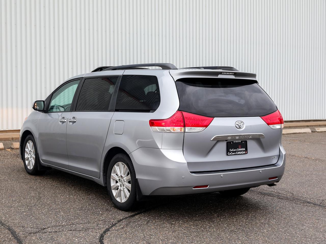 2012 Toyota Sienna Limited 7-Passenger Photo