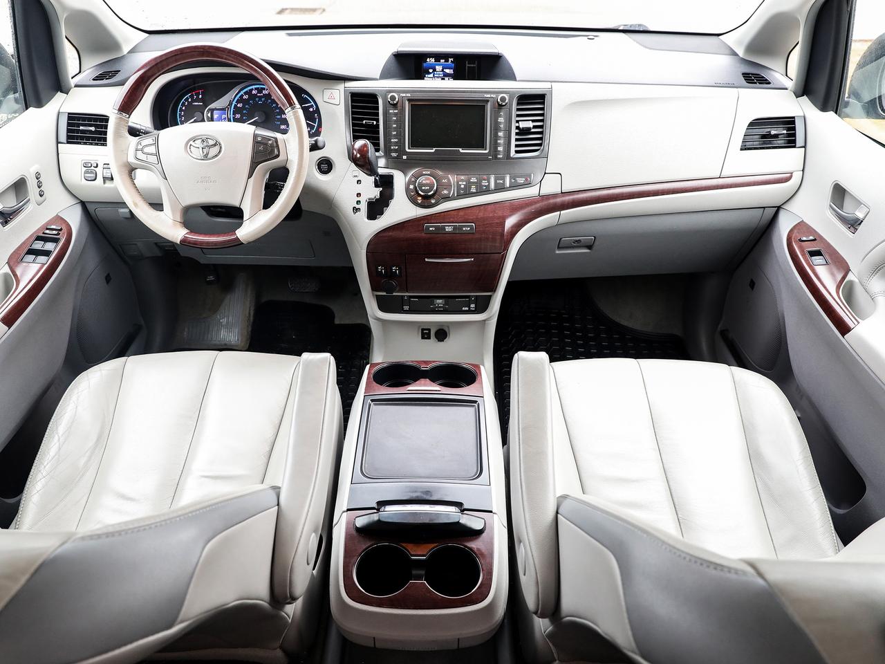 2012 Toyota Sienna Limited 7-Passenger Photo