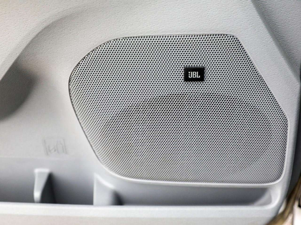 2012 Toyota Sienna Limited 7-Passenger Photo