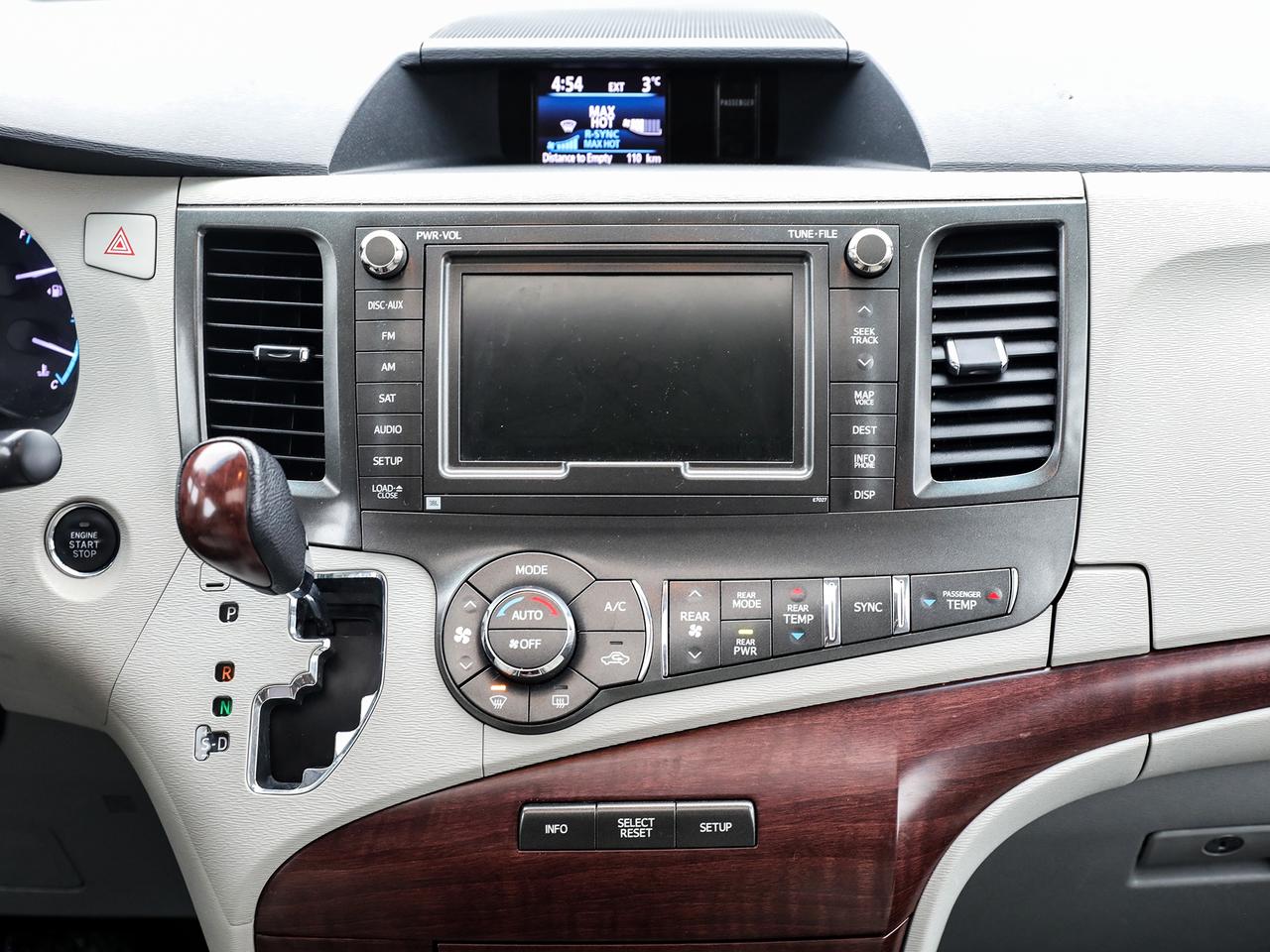 2012 Toyota Sienna Limited 7-Passenger Photo