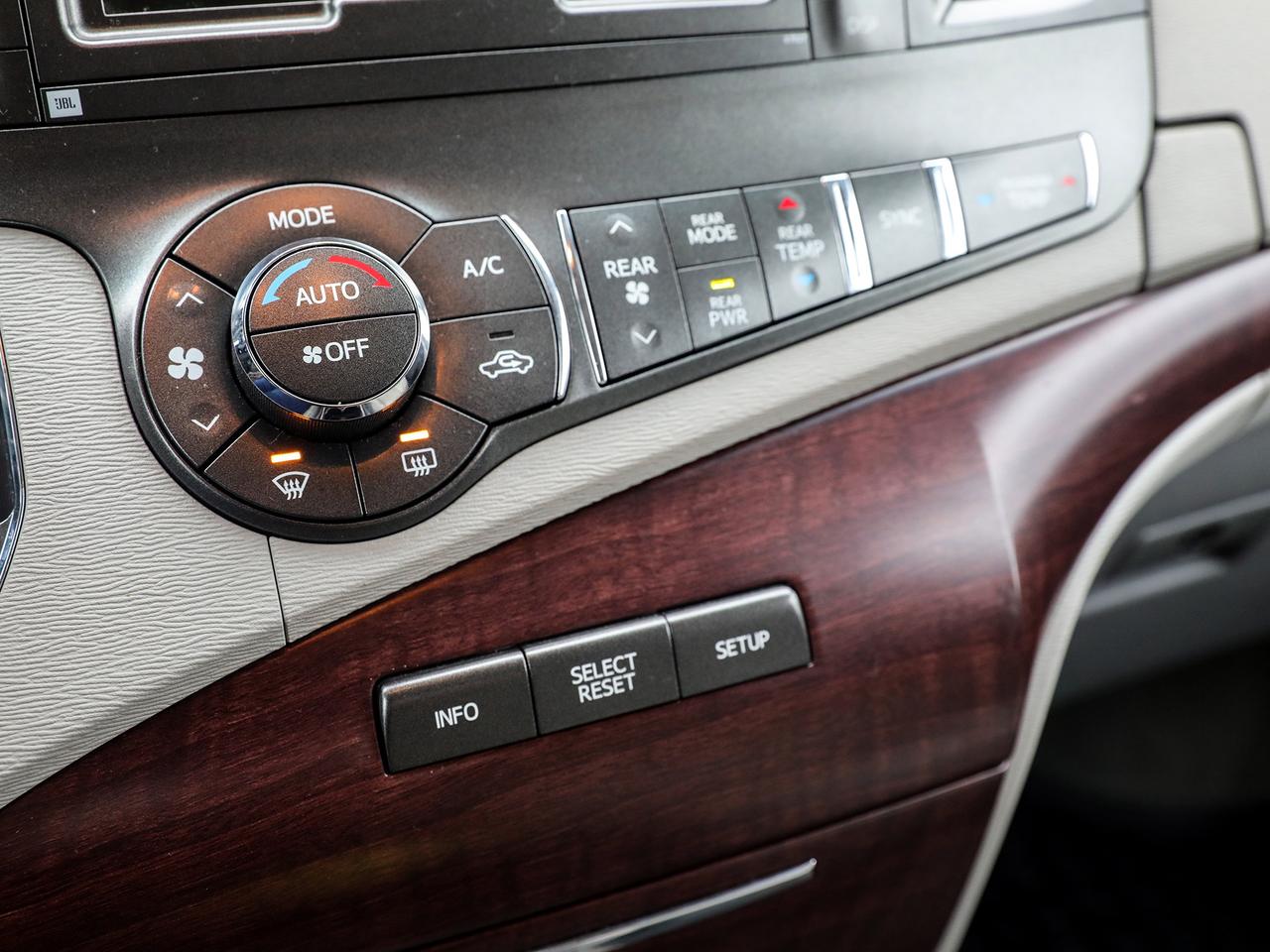 2012 Toyota Sienna Limited 7-Passenger Photo