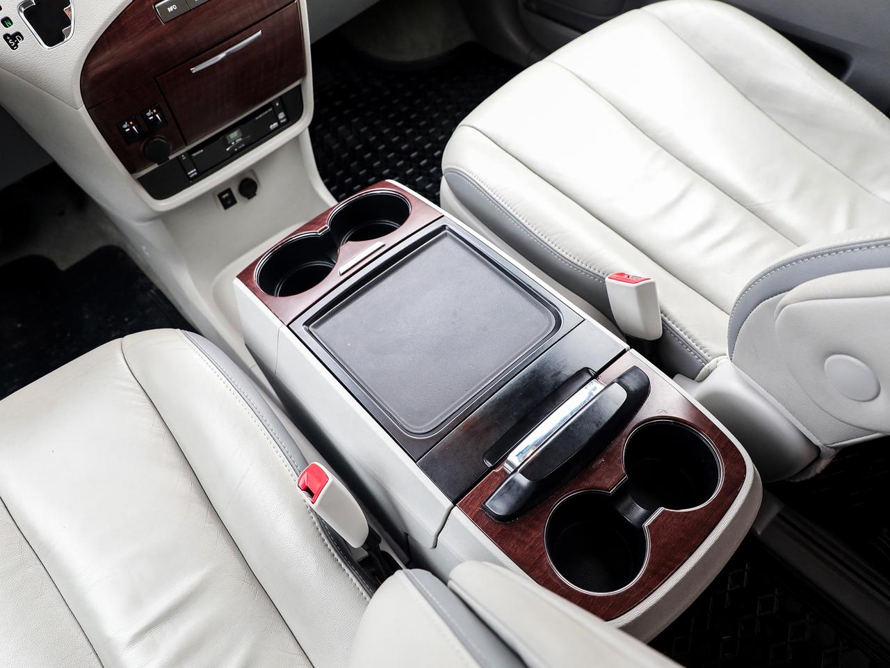 2012 Toyota Sienna Limited 7-Passenger Photo