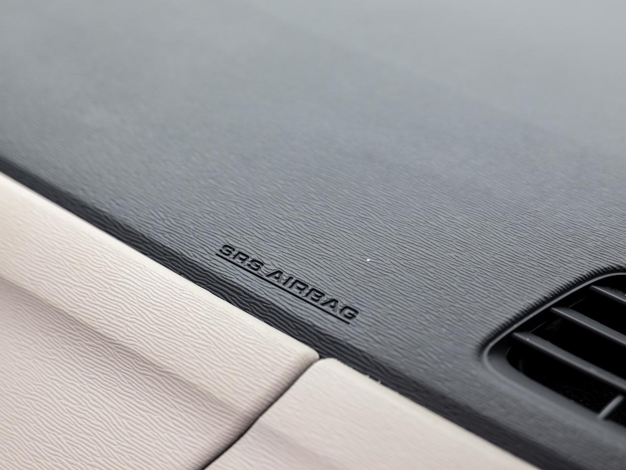 2012 Toyota Sienna Limited 7-Passenger Photo