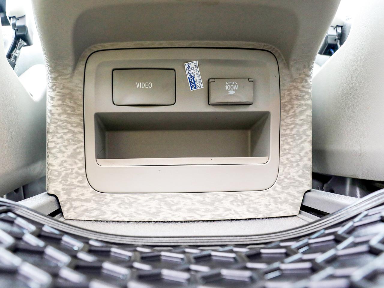 2012 Toyota Sienna Limited 7-Passenger Photo