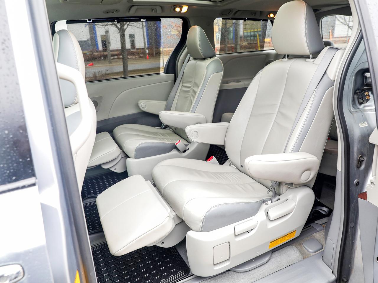 2012 Toyota Sienna Limited 7-Passenger Photo