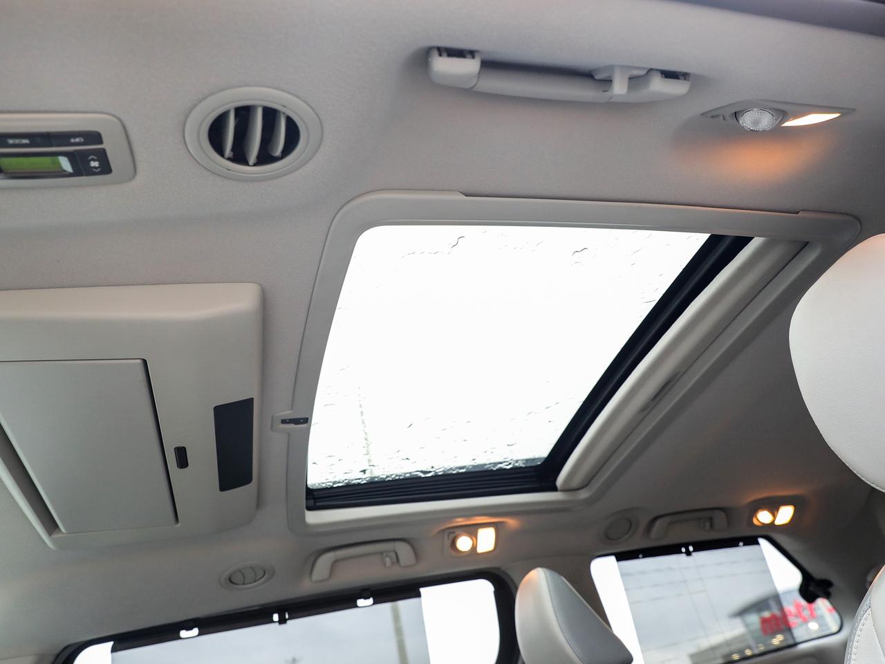 2012 Toyota Sienna Limited 7-Passenger Photo