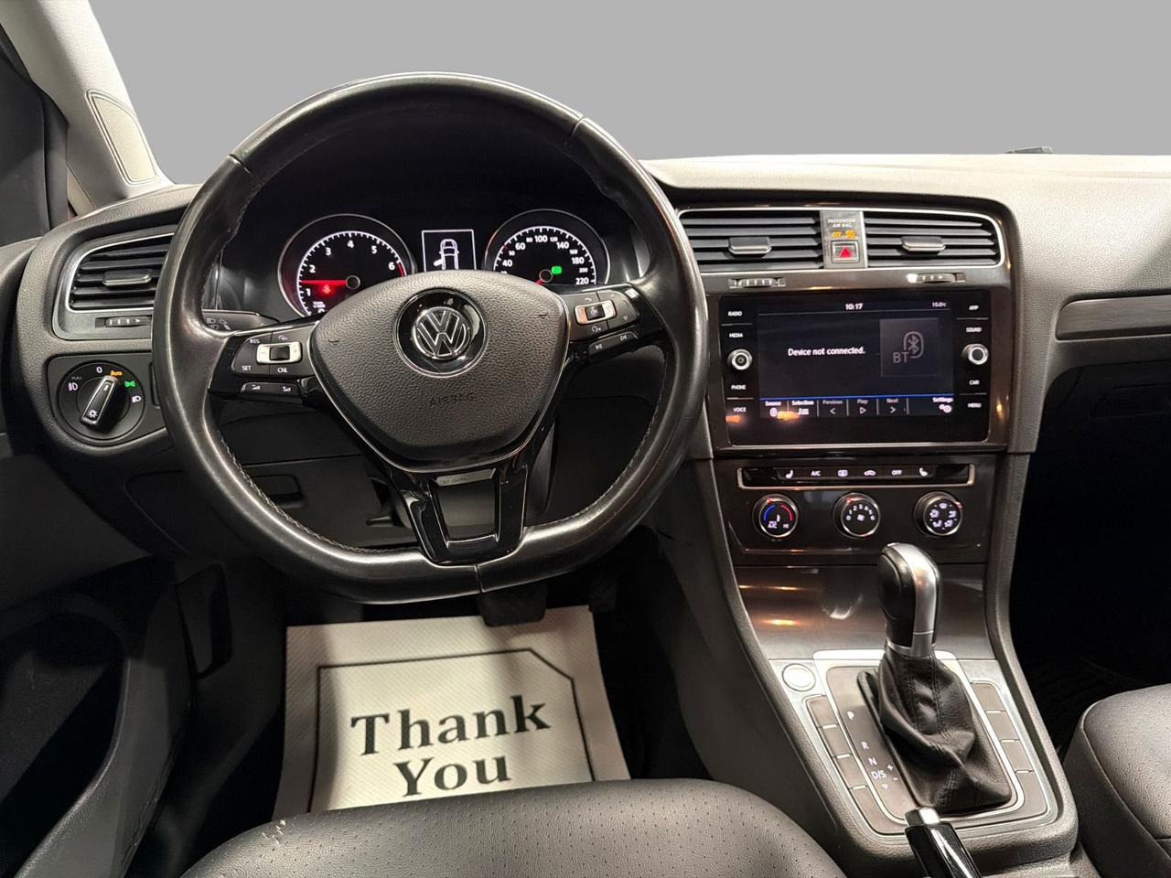 2018 Volkswagen Golf TSI Photo