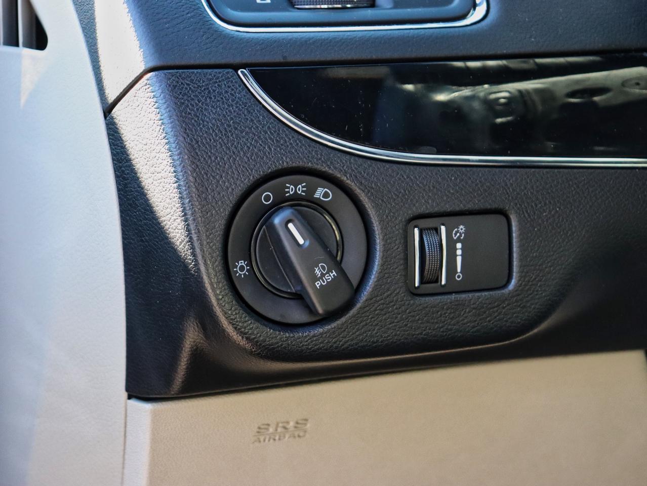 2019 Dodge Grand Caravan SE Photo